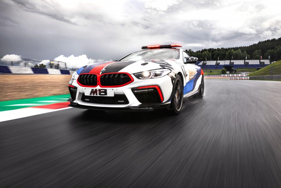  BMW M8 Competition Coupe MotoGP Safety Car (F92) 2019 года  (фото 6 из 38)